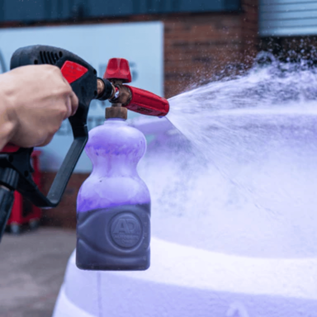 Parma Violet Super Foam 1 L – Vibrant Purple, Parma Violet Scent, pH‑Neutral Pre-Wash