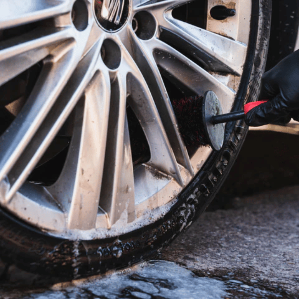 Acidic Wheel Cleaner β 500ml | Professional Strength for Stubborn Brake Dust & Grime