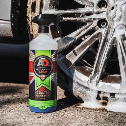 Wheel & Tyre Cleaner 500 ml – Non‑Acid Degreaser, Brightens Wheels & Preps Tyres
