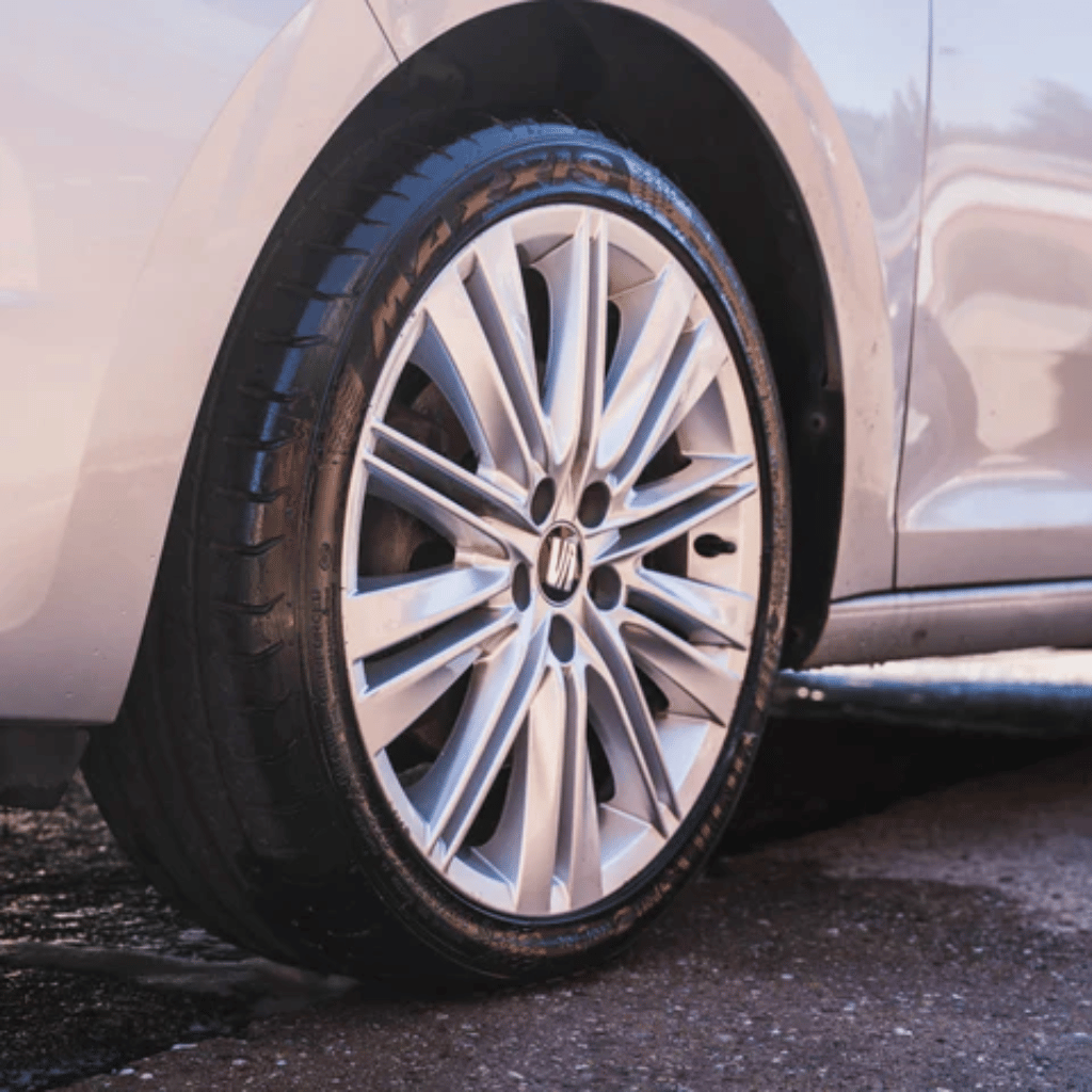 Acidic Wheel Cleaner – 500ml | Professional Strength for Stubborn Brake Dust & Grime